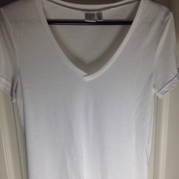 Nordstrom Brass Plum V-neck Tee - Picture 1 of 2