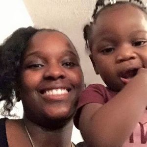 Meet your Posher, Aliya