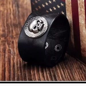 Harley Davidson leather bracelet (new)