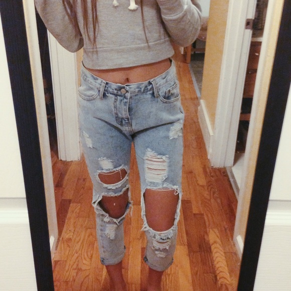 Distressed Boyfriend Jeans