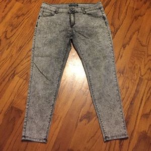 Skinny ankle pants
