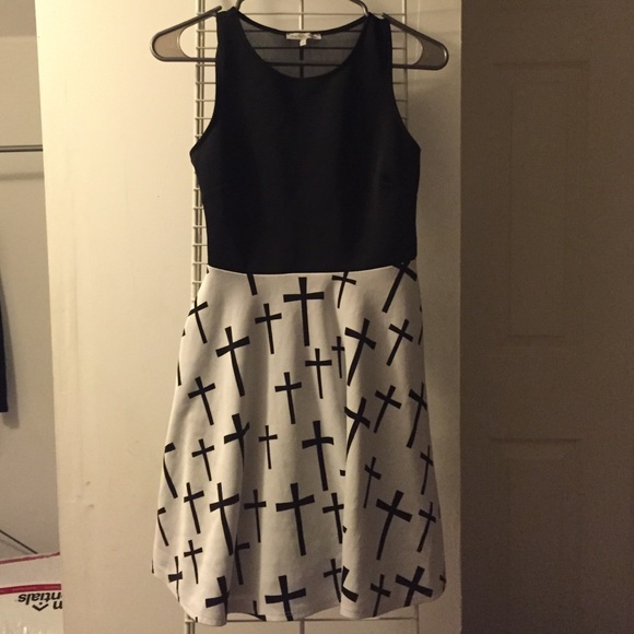 Cross skaterdress