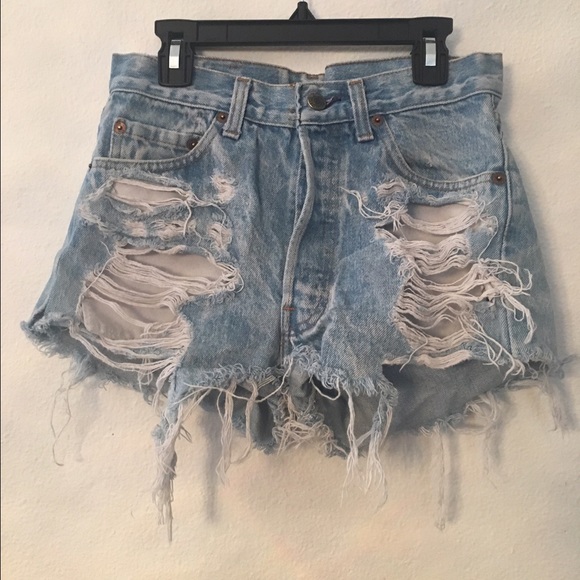 Levi's Pants - Levi's high waisted shorts
