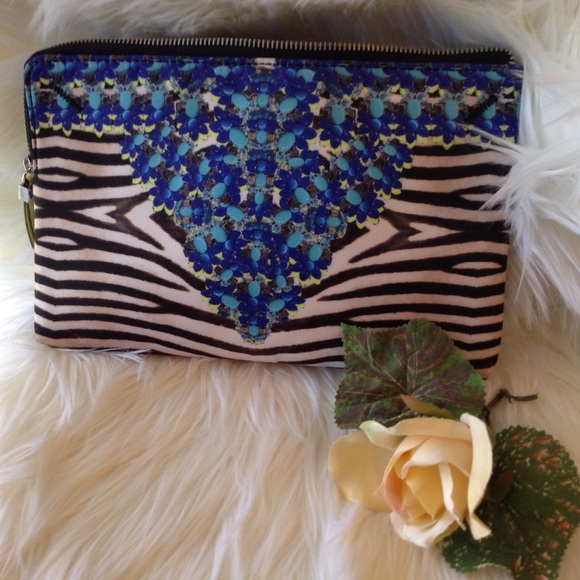 Stella & Dot Handbags - Stella & Dot Cosmetic Case