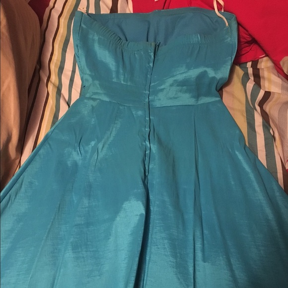 Knee length beautiful aqua marine elegant dress - Picture 2 of 4