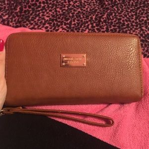 MK wallet