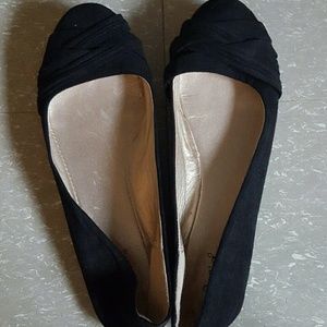 Flats with Knot design