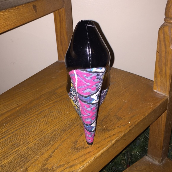 Aztec Patton Leather Wedges - Picture 2 of 3