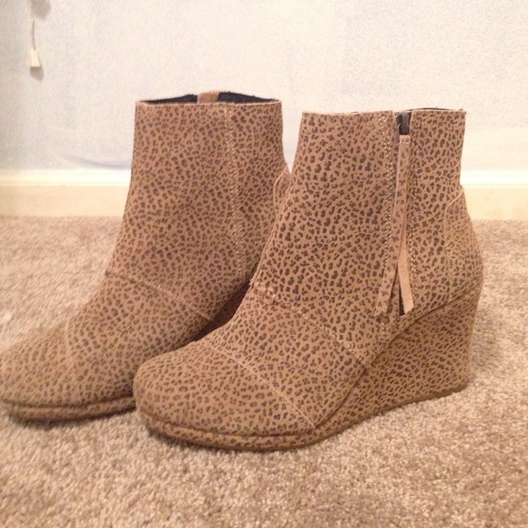 ❌ON HOLD❌Cheetah print wedges