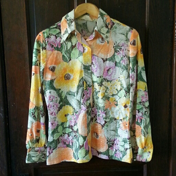 Vintage floral button down blouse