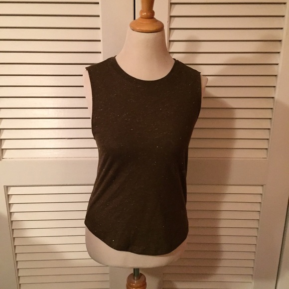 H&M Divided Muscle Tee