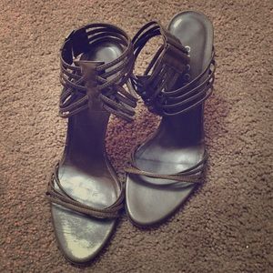 Gorgeous vintage Gucci shoes!