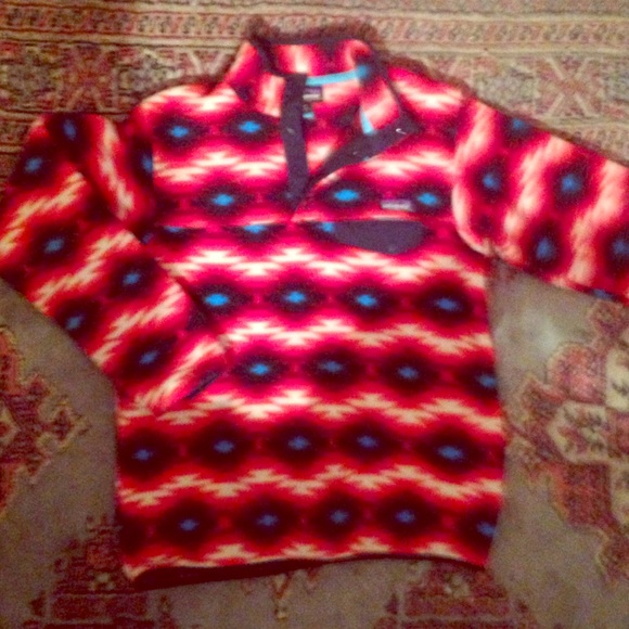 NWOT Women's Medium Patagonia T-button pullover