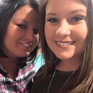 Meet your Posher, Lexie