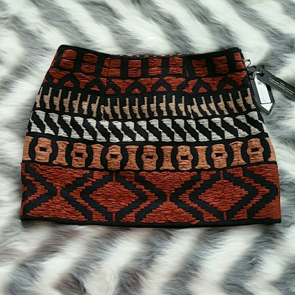 VENA CAVA QUINTANA SKIRT AND NWT - Picture 4 of 4