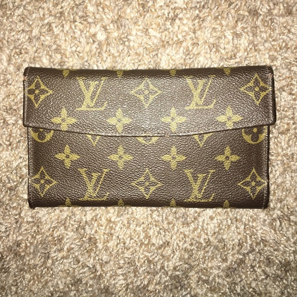 Louis Vuitton Wallet
