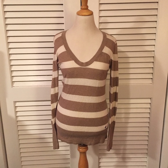 American Eagle Striped Sweater