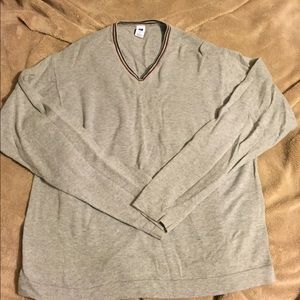 Gap sweater size small