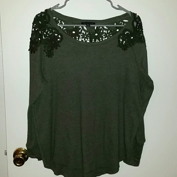AEO American Eagle Outfitters Top