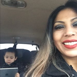 Meet your Posher, Cristina