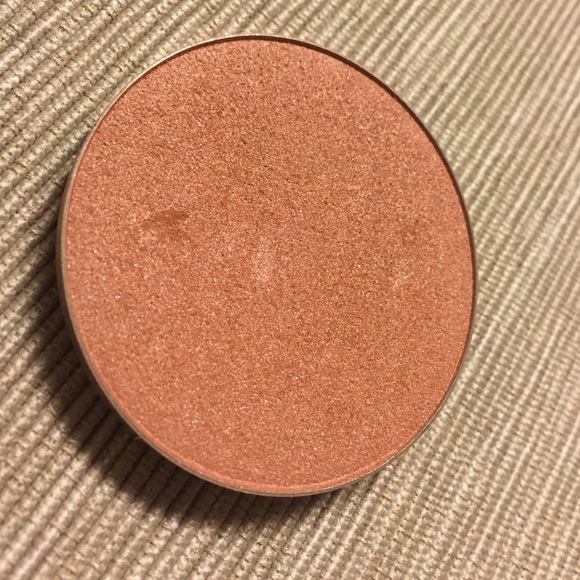 MAC SUNBASQUE Blush Refill