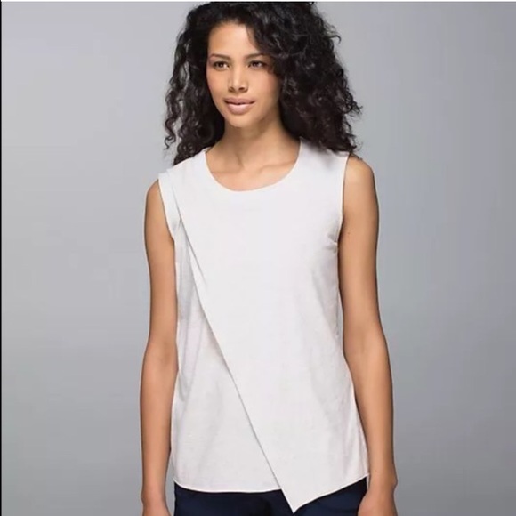 NWOT lululemon to class tank