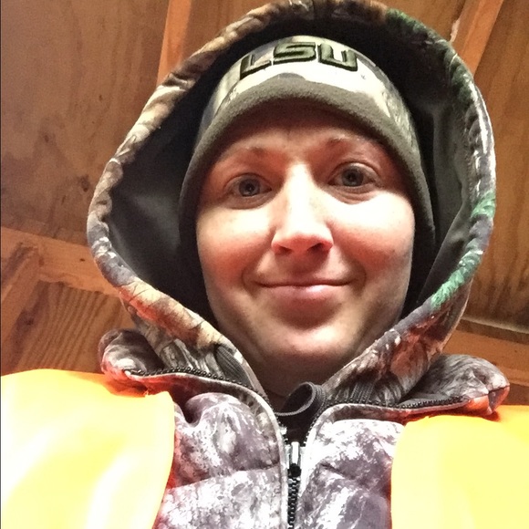 Meet your Posher, Danielle - Picture 1 of 1