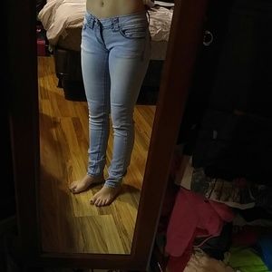Light Washed Skinny Jeans Size1