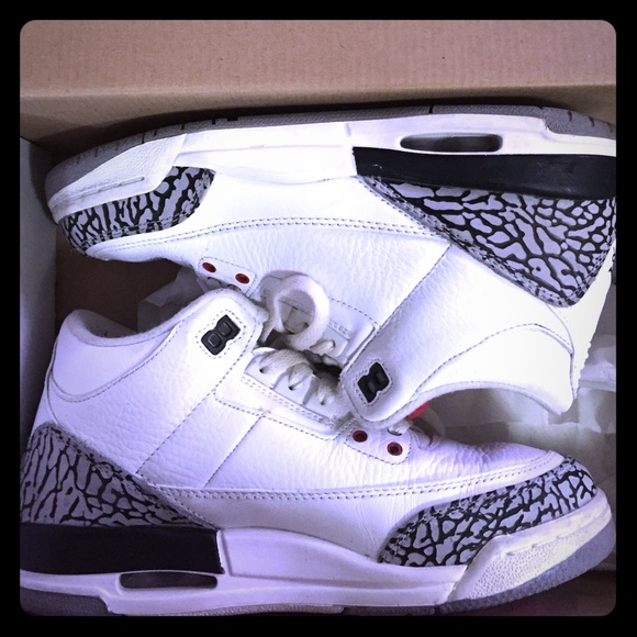 Air Jordan 3 Retro Sz 4.5 Y