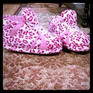 Snooki bedroom slippers