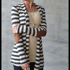 Only 1 left !!! Striped cardigan with brown patch