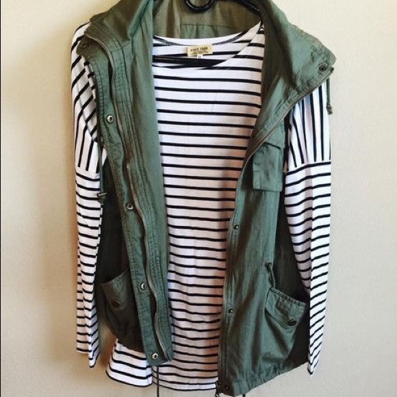 Piko Tops - 🌿LAST ONE🌿Restocked✨Striped Piko