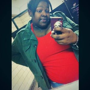 Meet your Posher, Olanee