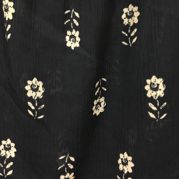 *SOLD* Abercrombie & Fitch Sheer Floral Tank - Picture 2 of 3