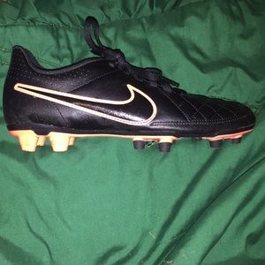 Nike Women Soccer Cleats