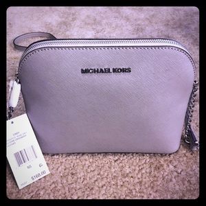 🚫🚫SOLD🚫🚫Brand new mk Cindy cross body bag