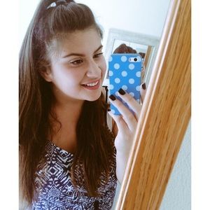 Meet your Posher, Savannah