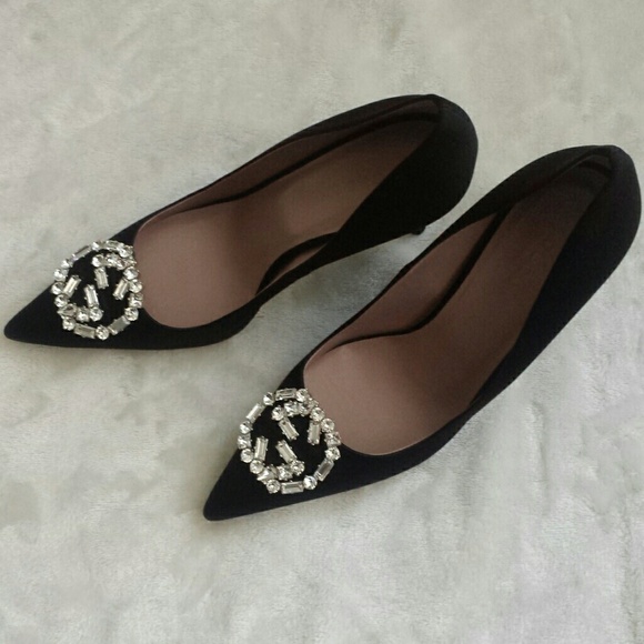*SOLD* Gucci pumps - Picture 4 of 4