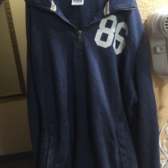 VS half zip.