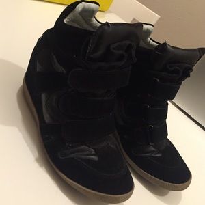 Steve Madden hi top sneakers