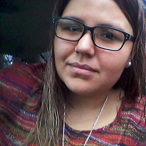 Meet your Posher, Niki