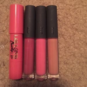 BUNDLE Lipgloss & Cheeky Lips