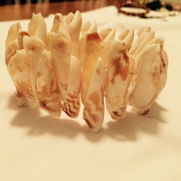 Real shell bracelet - Picture 2 of 2