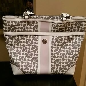 Coach signature tote