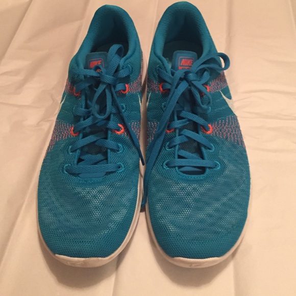 Only wore once!! Nike fury! - Picture 2 of 4