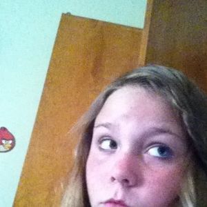 Meet your Posher, Katelyn