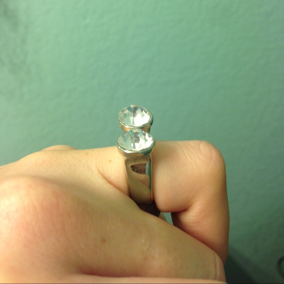 Two diamond ring - Picture 3 of 3