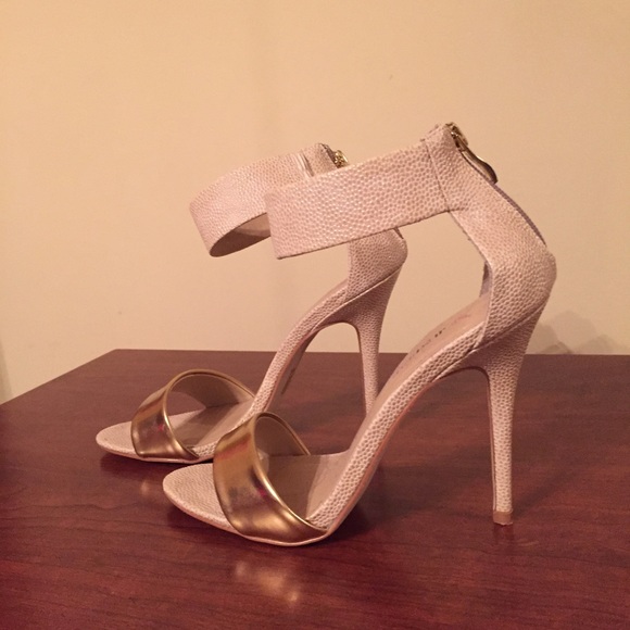 Gold/ cream high heels