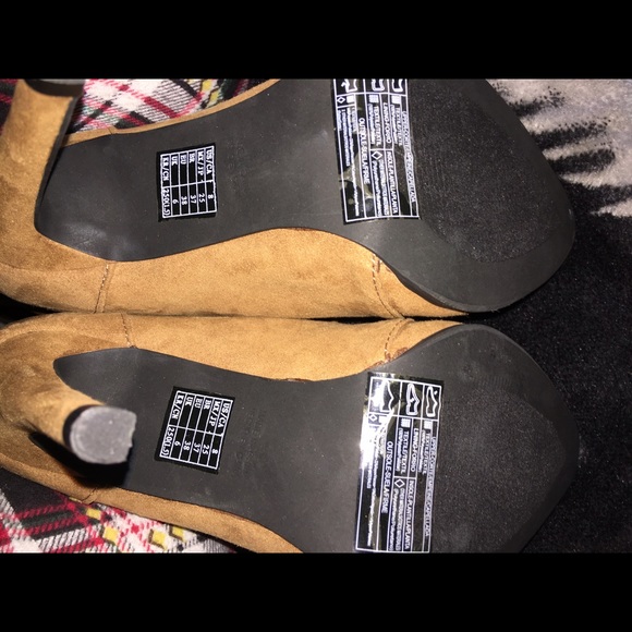 Forever 21 heels - Picture 3 of 3
