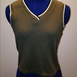 Juniors/Ladies Sleeveless Top